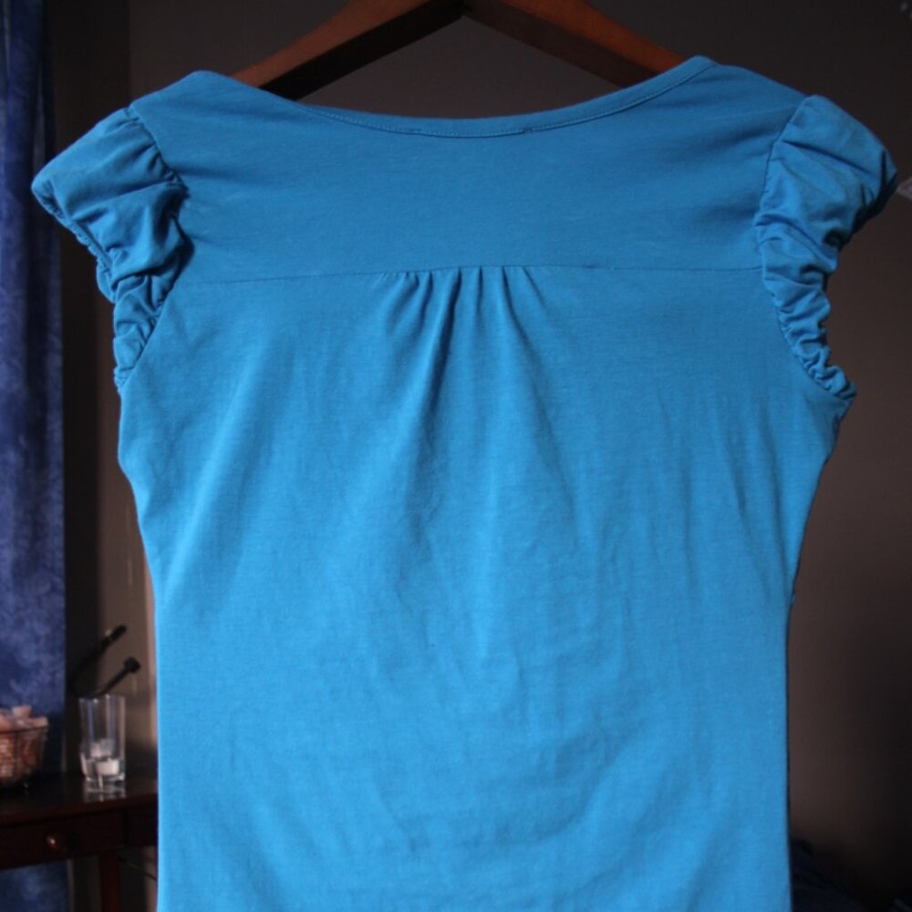 Blue Smart Set top, size Small - Picture 4 of 5